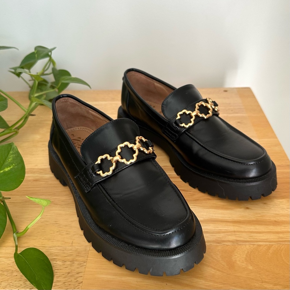 Sam & Libby Black Flats with Gold Detailing